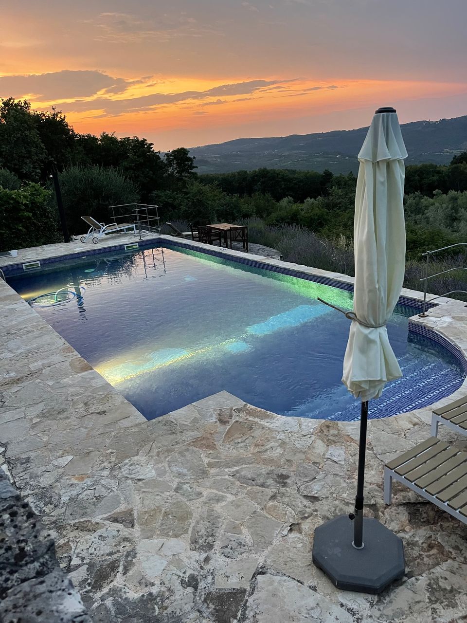 Die Villa Maslina mit Pool und Garten